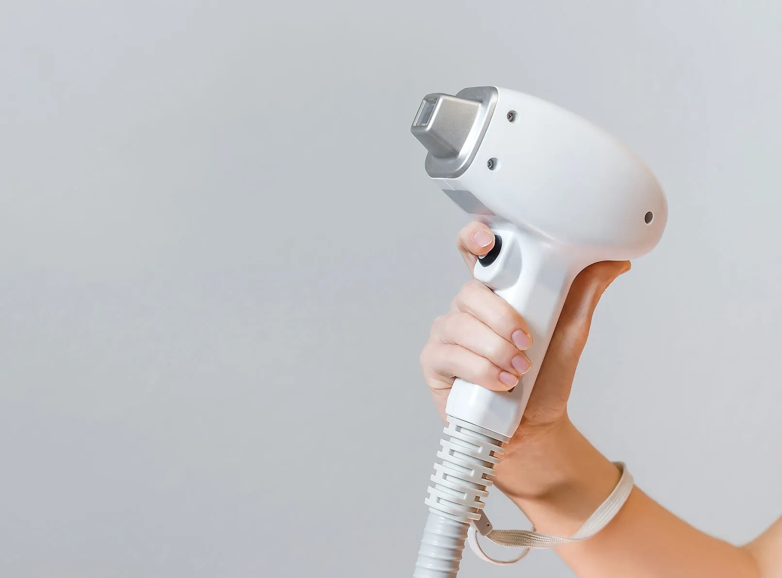 Erkek ve Kadın Genital Lazer Epilasyon Farkları: Detaylı Rehber