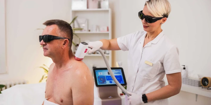 Erkek Sırt Epilasyonu: Omuz & Ense İçin Kapsamlı Rehber