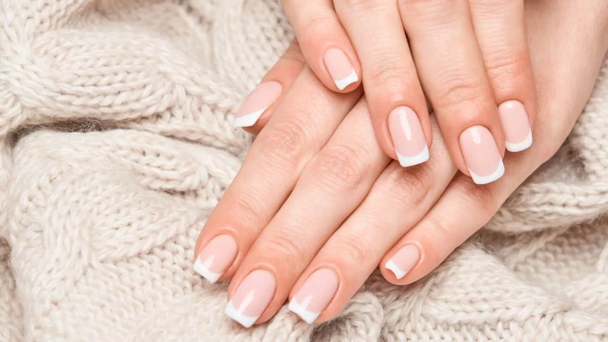 Protez Tırnak ve Kalıcı Oje: Farkları ve Birlikte Kullanım Rehberi